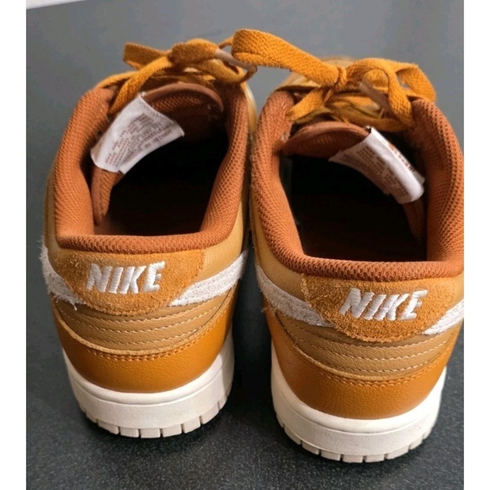 NIKE Dunk Low Retro SE Monarch Light Orewood Brown Orange HJ9121 815 Men 9.5 EUC - Picture 2 of 7